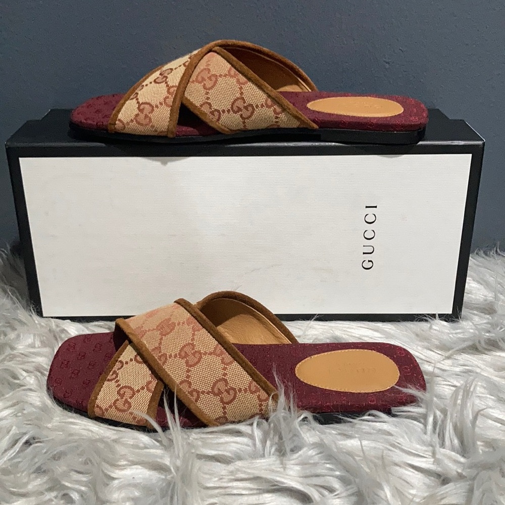 Gucci sandals
